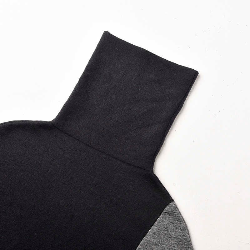 Well Tailored Sweater with a Graceful Silhouette