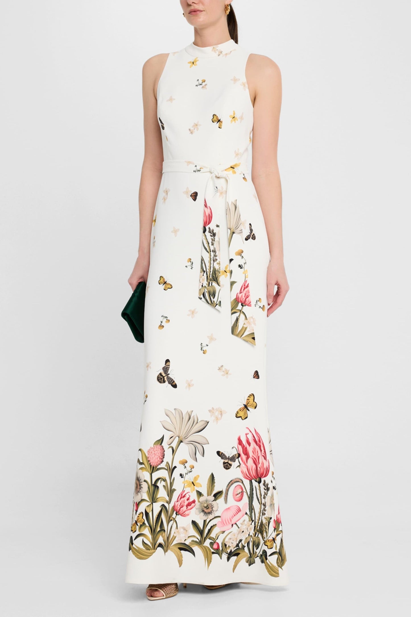 Beautifully Crafted Dress in a Classic Style