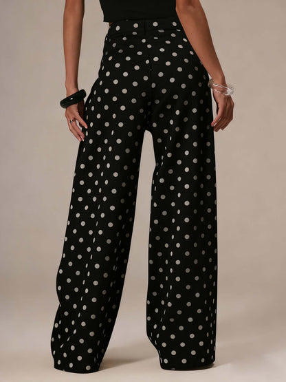 Sophisticated Garment with a Clean Classic Look