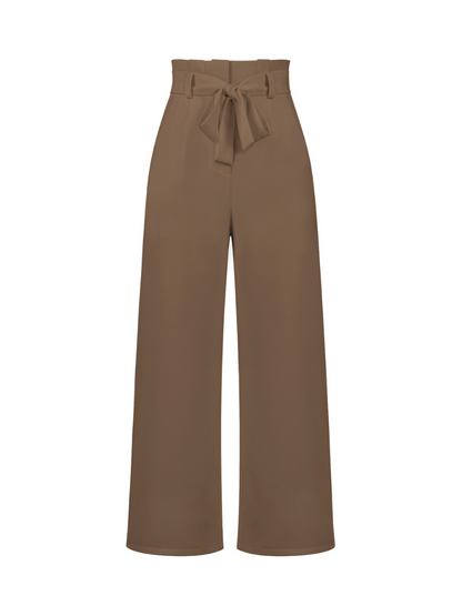 Beautifully Finished Pants in a Timeless Design
