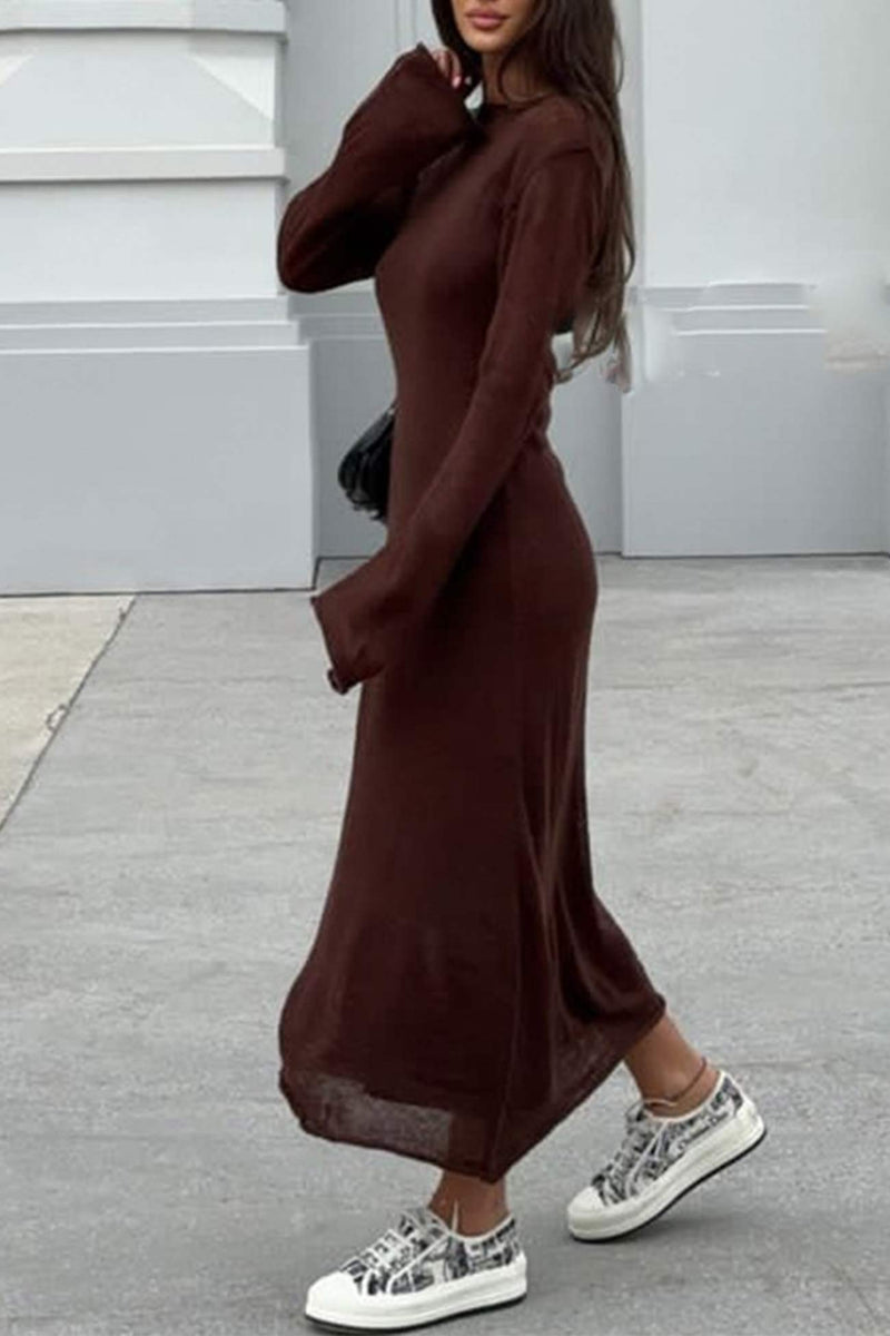 Effortlessly Elegant Dress with a Timeless Design
