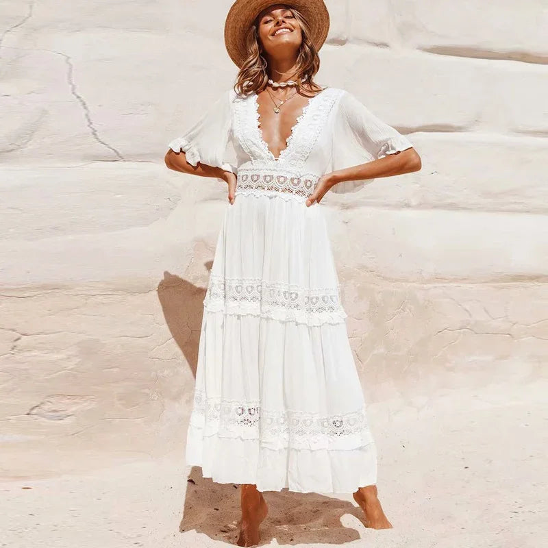Effortlessly Elegant Dress with a Timeless Design
