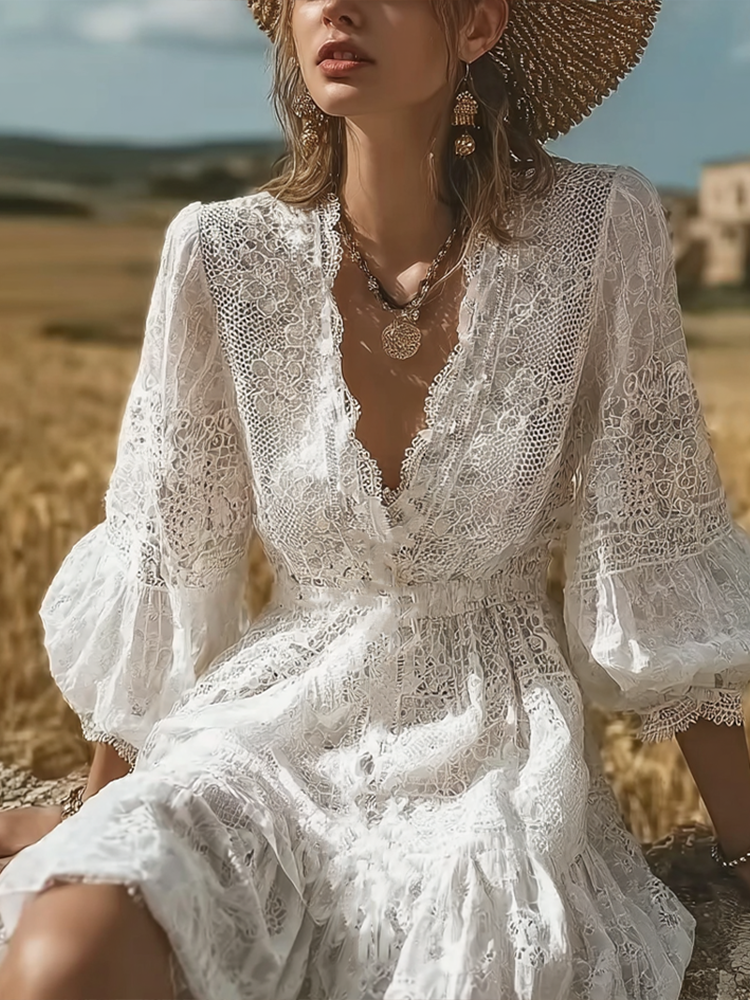 Well Tailored Dress with a Graceful Silhouette