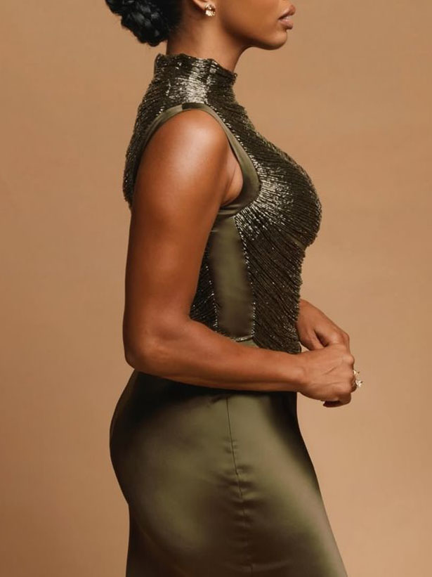 Classic Vintage Dress with a Flattering Fit