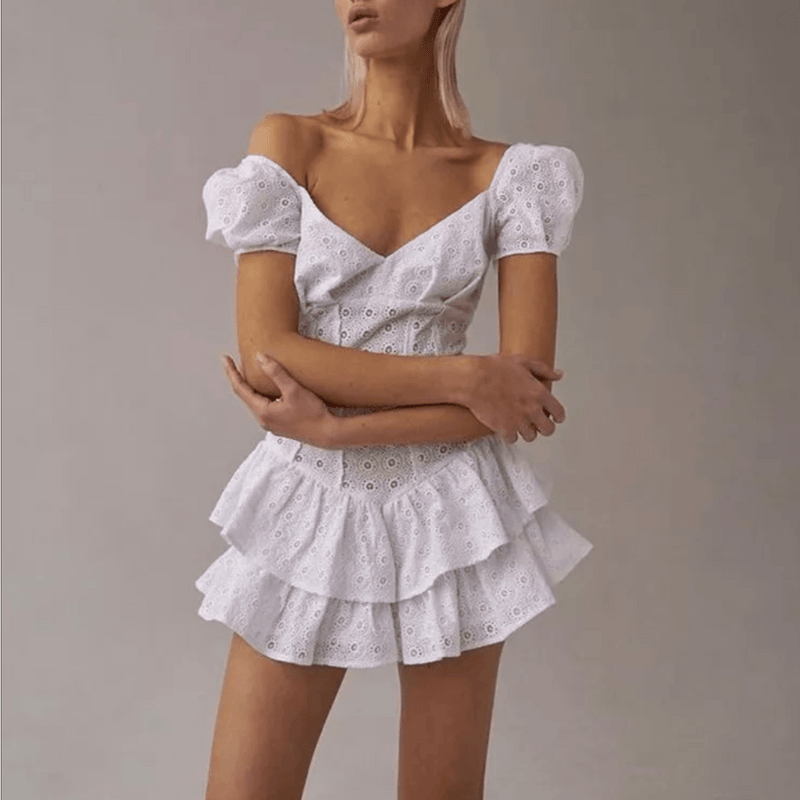 Sophisticated Dress with a Clean Classic Look