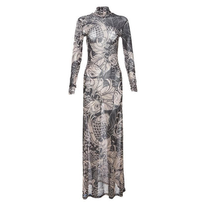 Well Tailored Dress with a Graceful Silhouette