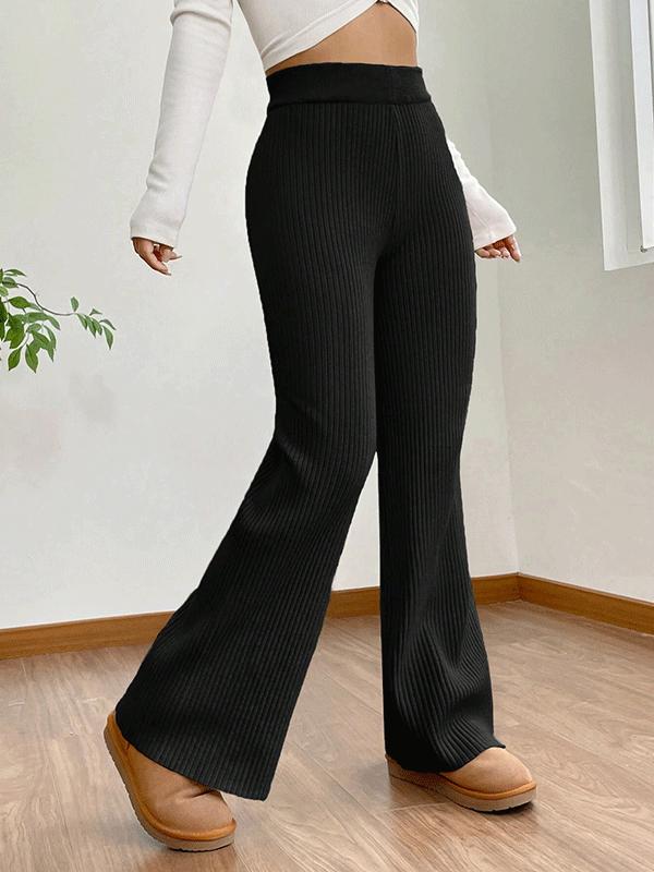 A Vintage Style Pants with Delicate Timeless Details
