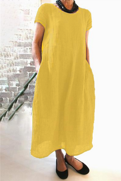 Well Tailored Dress with a Graceful Silhouette