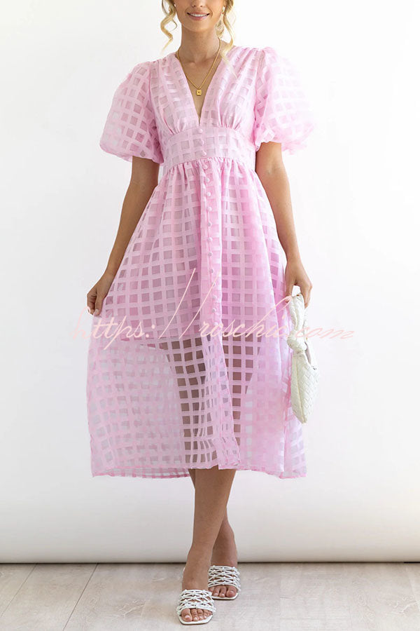 Classic Vintage & Enduringly Stylish Dress