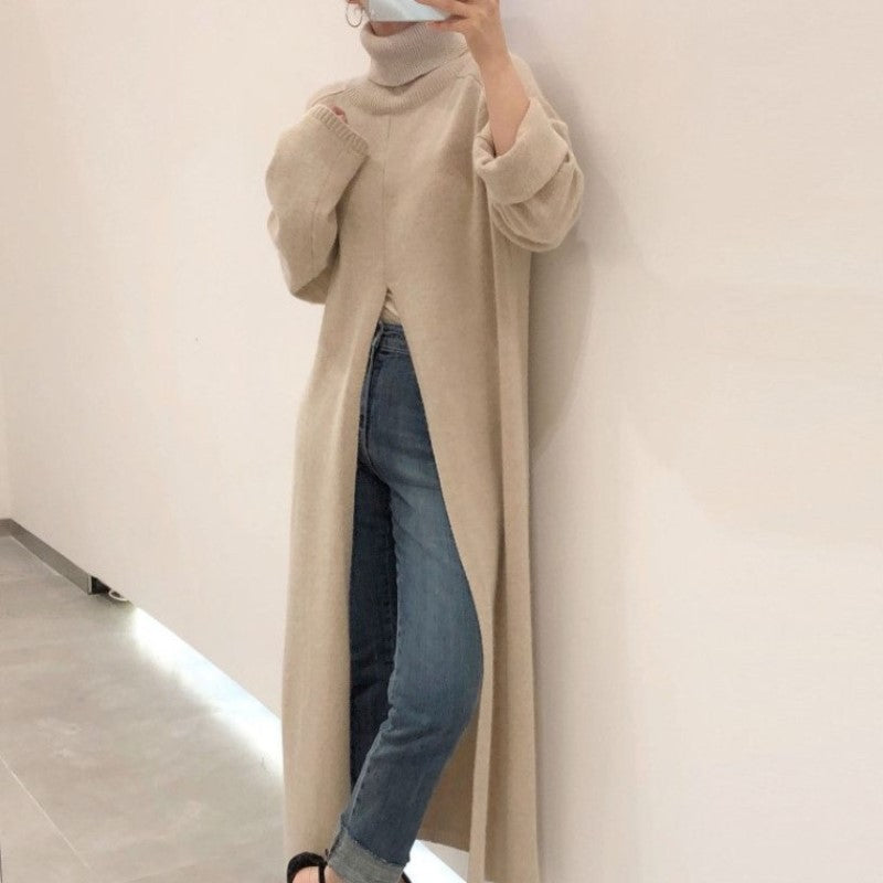 Well Tailored Sweater with a Graceful Silhouette