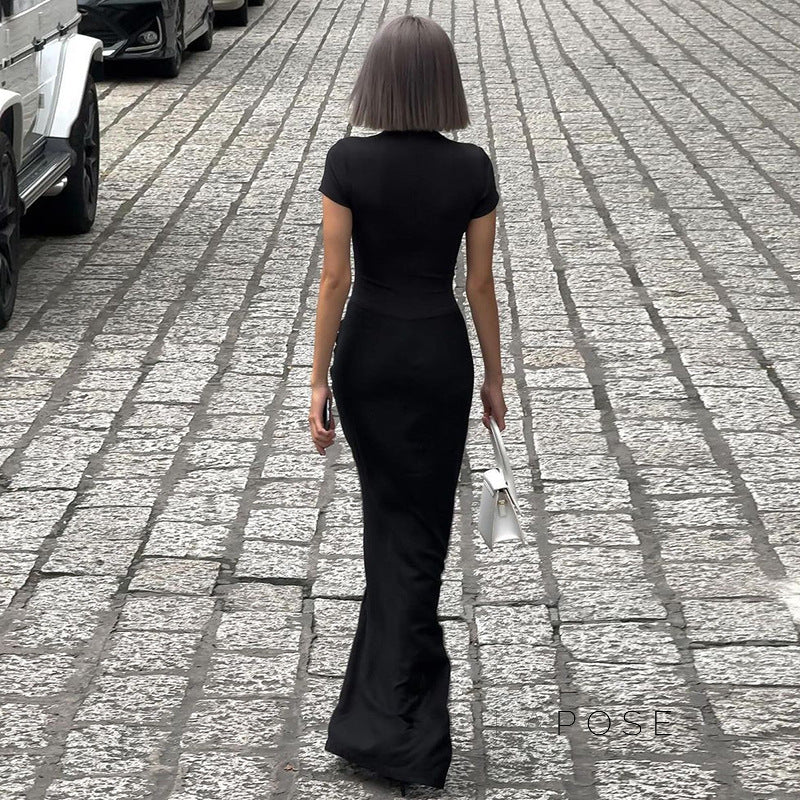 Beautifully Finished Dress in a Timeless Design