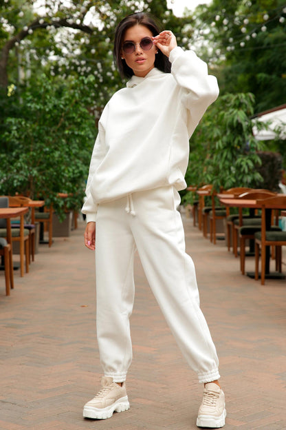 Classic Vintage Pants with a Flattering Fit