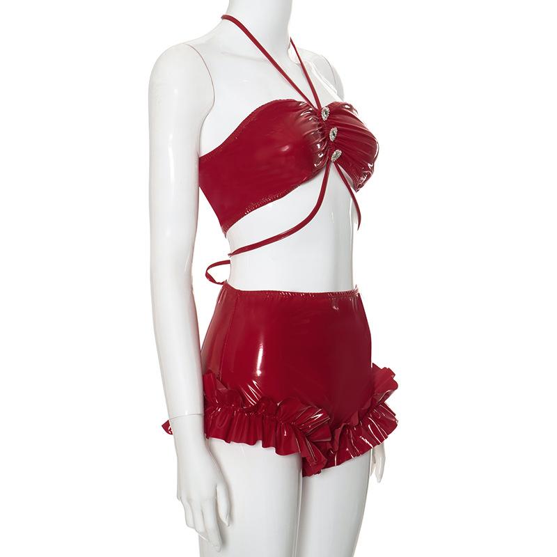 Beautifully Finished Garment in a Timeless Design