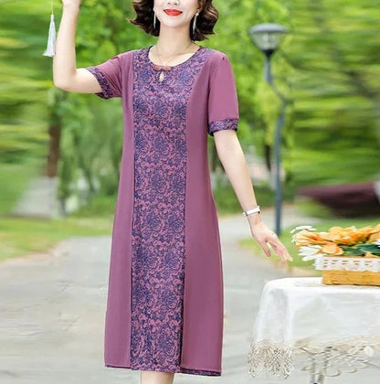 Effortlessly Elegant Dress with a Timeless Design
