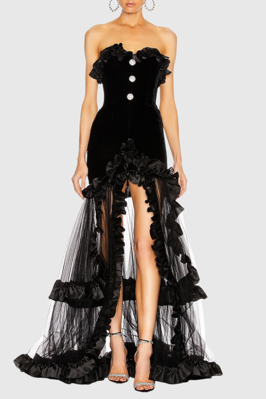 Effortlessly Elegant Dress with a Timeless Design