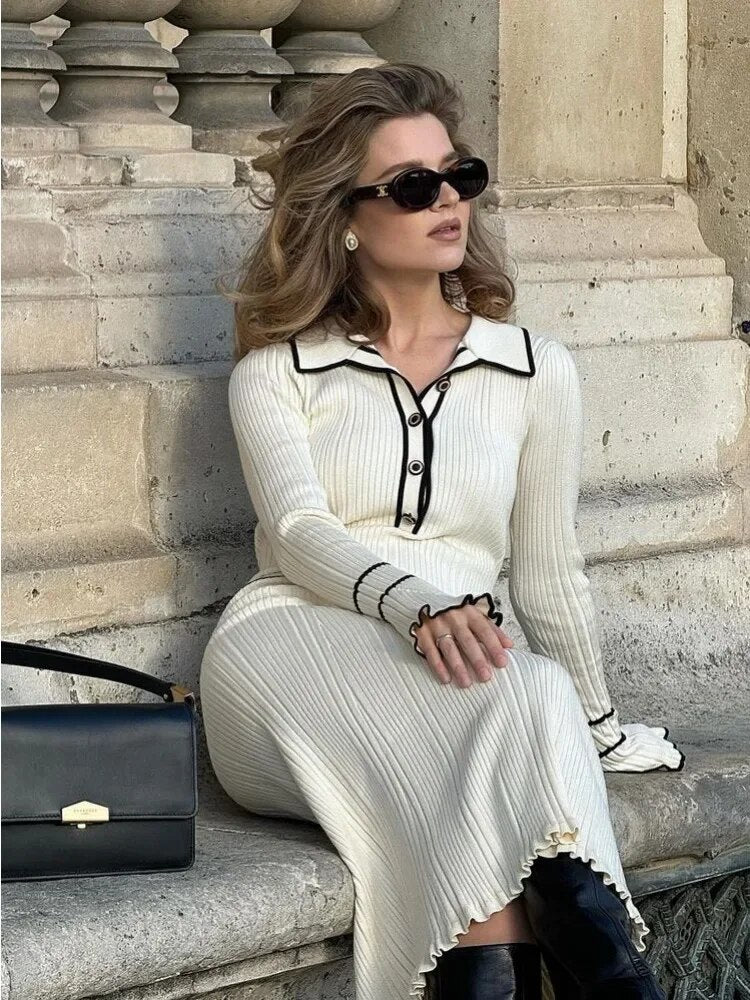 Classic Vintage & Enduringly Stylish Dress
