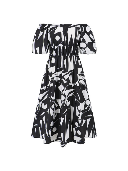 Classic Vintage Dress with a Flattering Fit