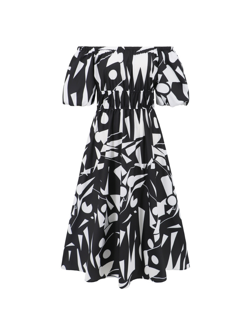Classic Vintage Dress with a Flattering Fit