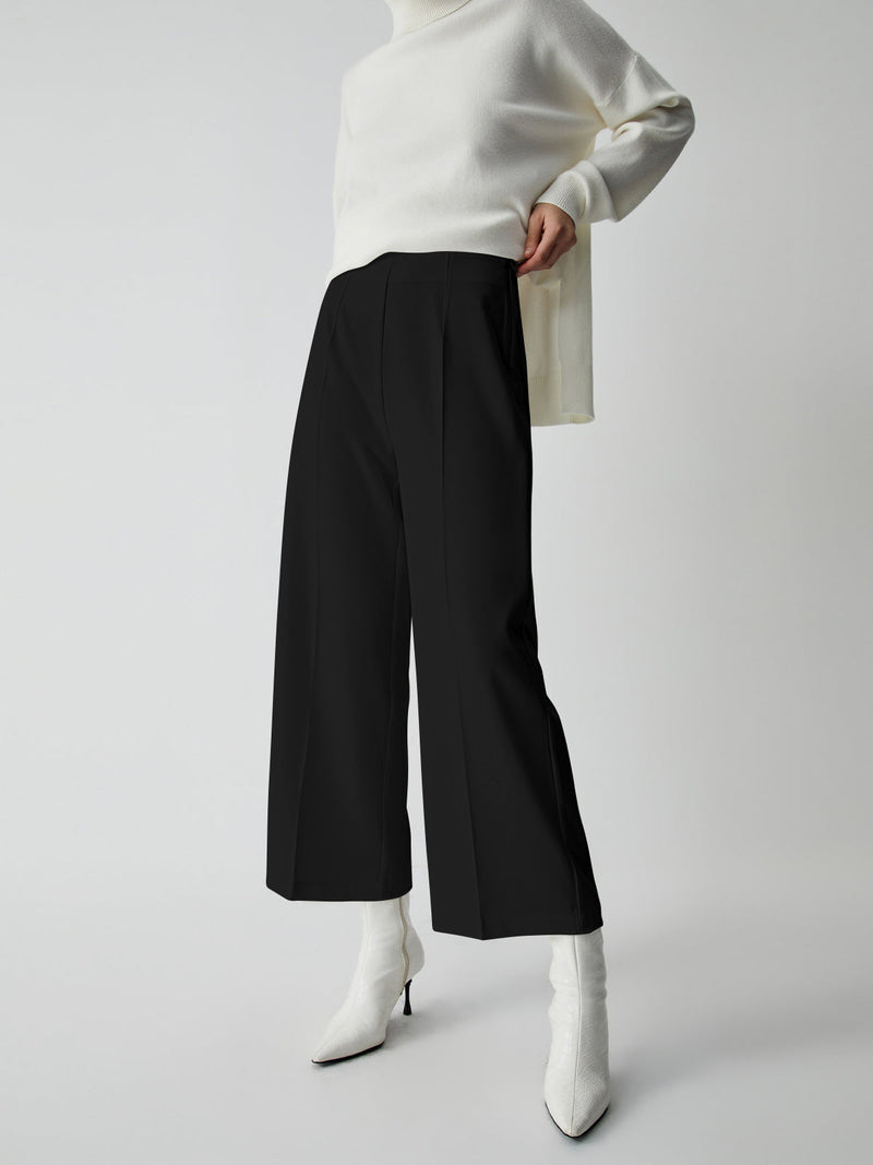 Polished Pants with an Effortless Classic Look