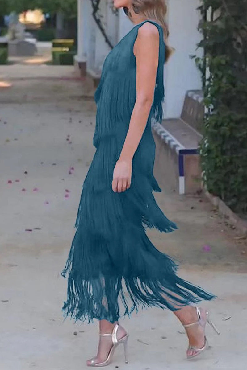 Effortlessly Elegant Dress with a Timeless Design