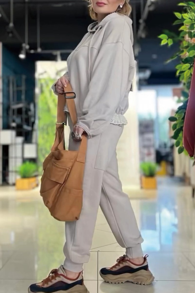 Elegantly Styled Pullover for Everyday Wear