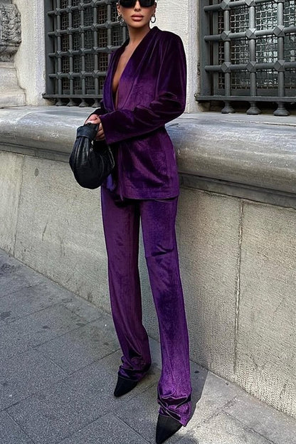 Classic Vintage Pants with a Flattering Fit