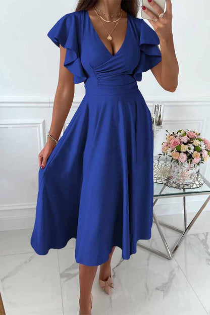 Well Tailored Dress with a Graceful Silhouette