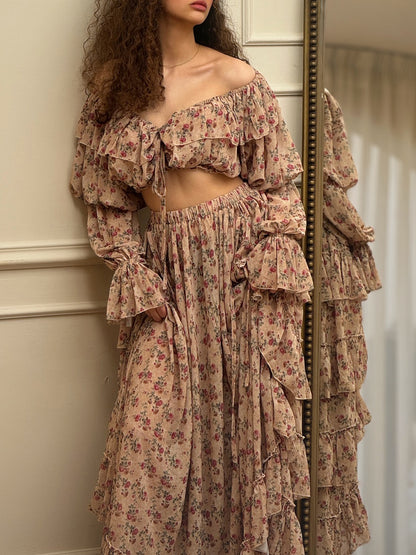 Classic Vintage Top with a Flattering Fit