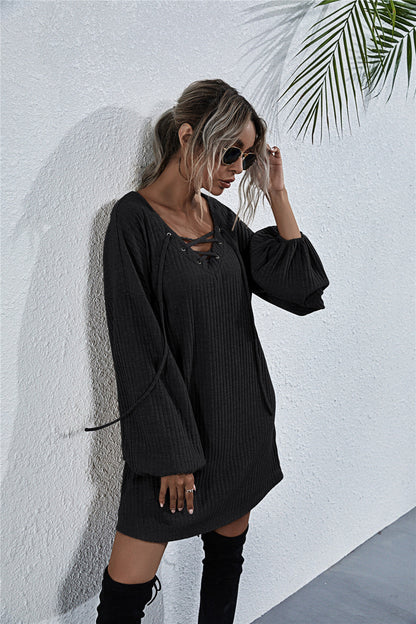 Beautifully Finished Dress in a Timeless Design