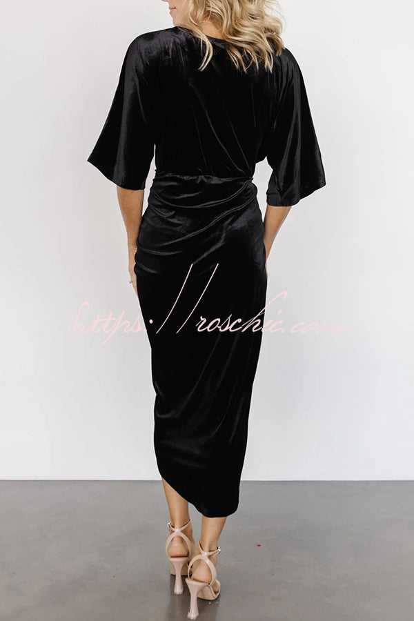 Classic Vintage & Enduringly Stylish Dress