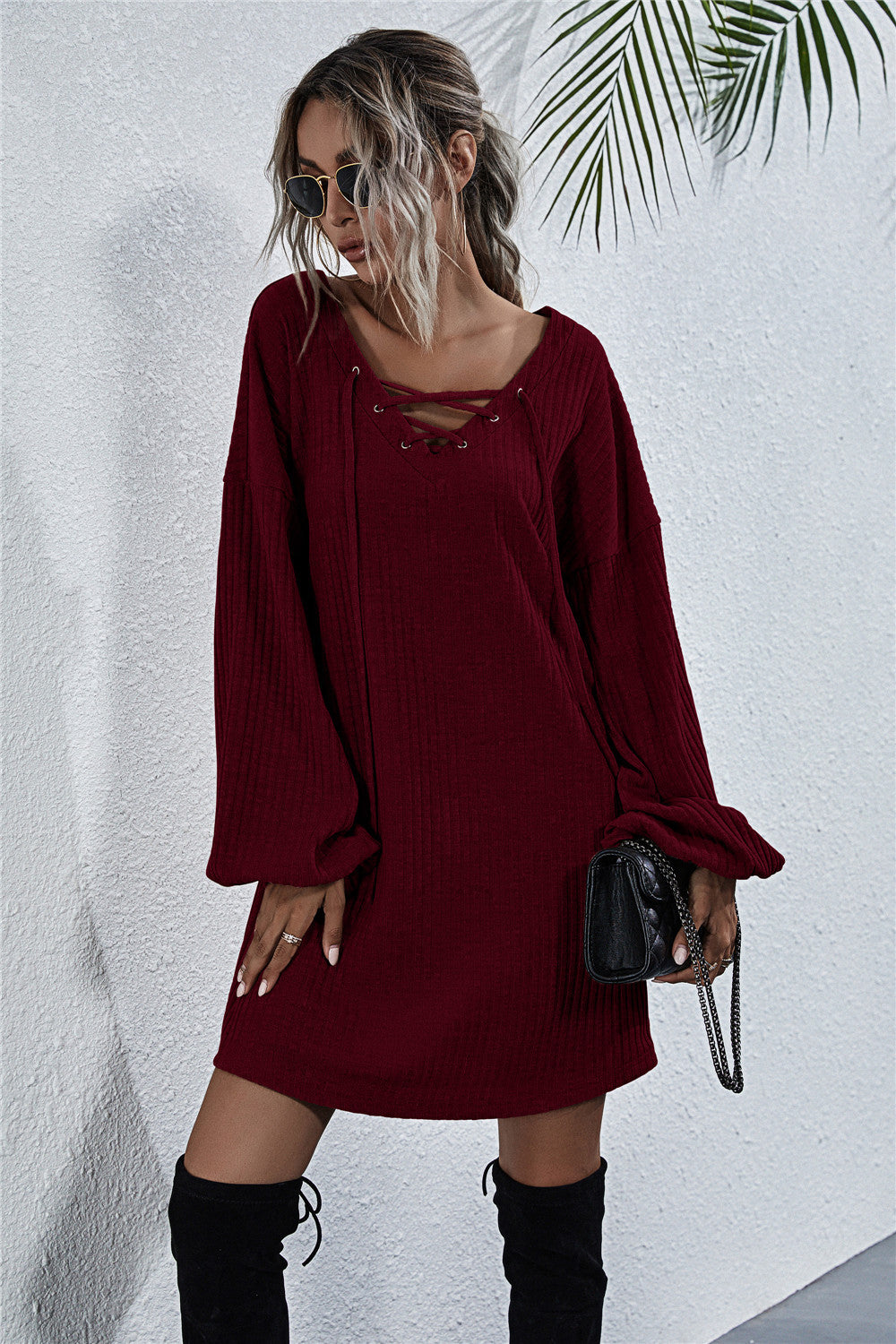 Beautifully Finished Dress in a Timeless Design