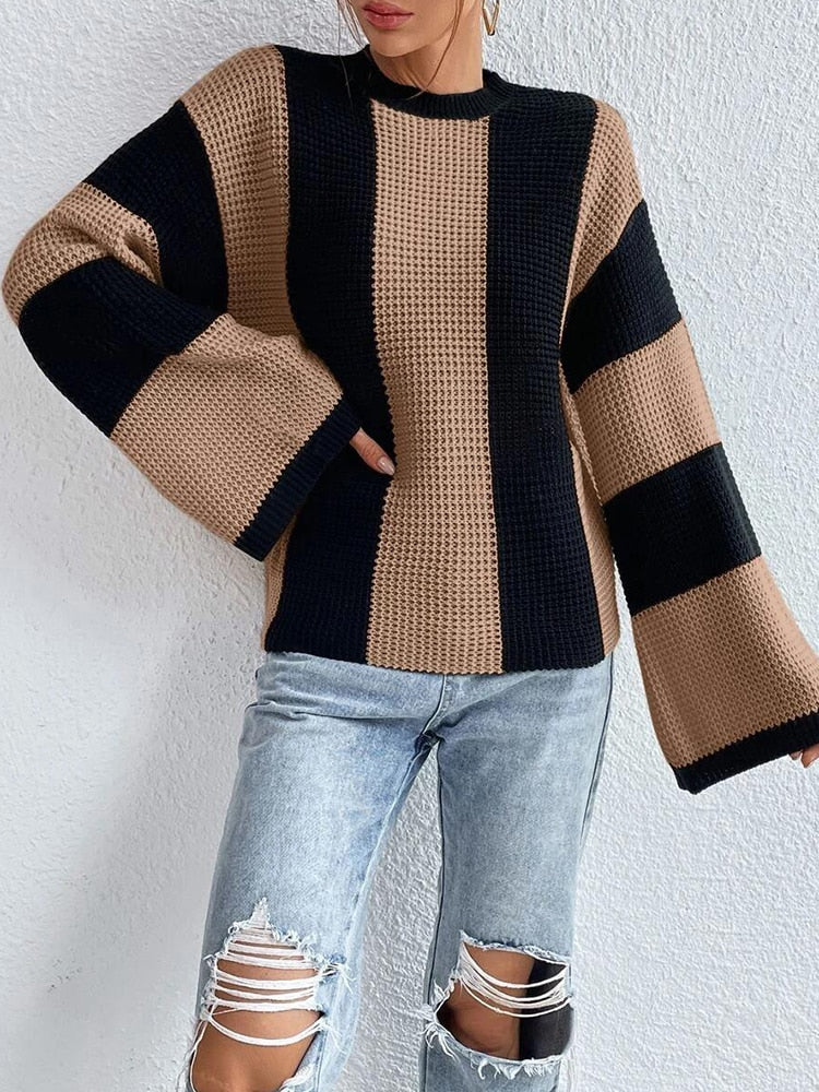 Classic Vintage Sweater with a Flattering Fit