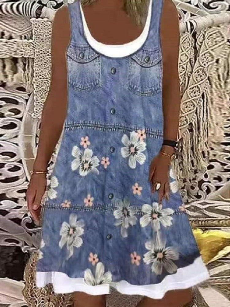 Classic Vintage Dress with a Flattering Fit