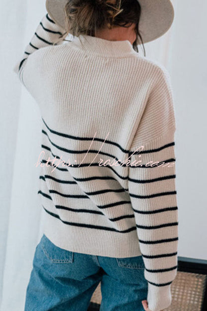 Well Tailored Sweater with a Graceful Silhouette