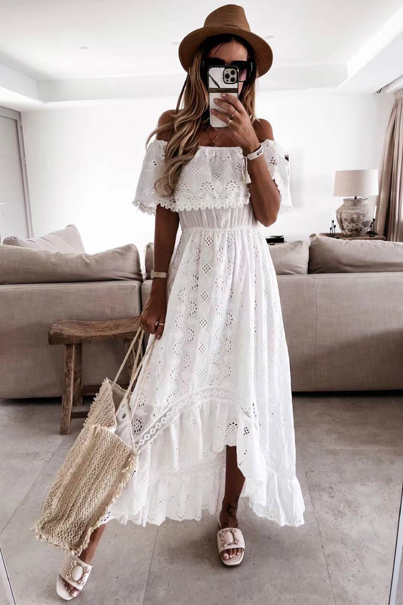 Sophisticated Dress with a Clean Classic Look