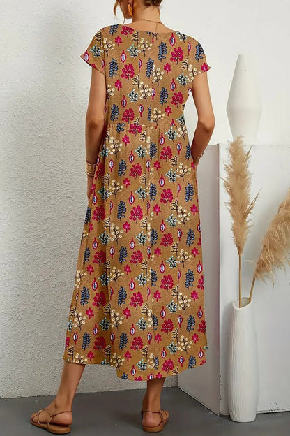 Classic Vintage Dress with a Flattering Fit
