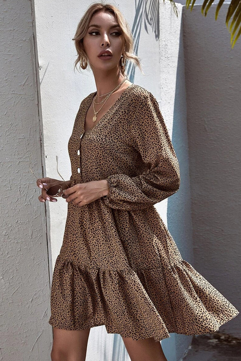 Effortlessly Elegant Dress with a Timeless Design
