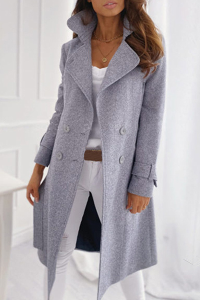 Gracefully Styled Garment for Any Occasion
