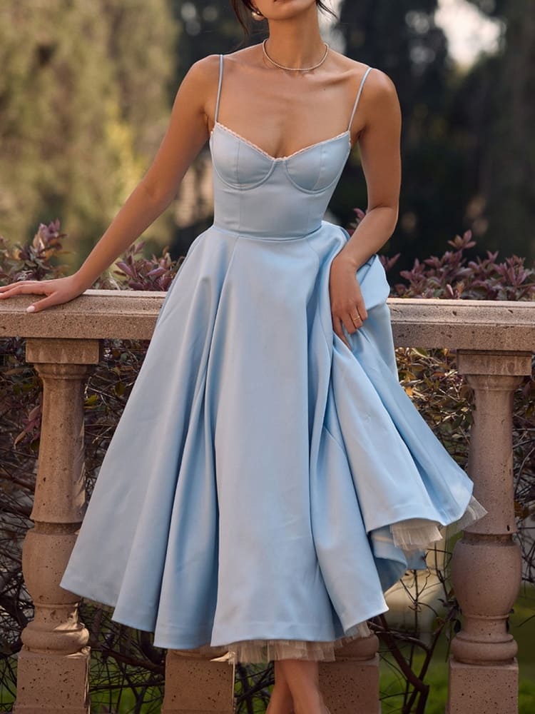 A Vintage Style Dress with Delicate Timeless Details