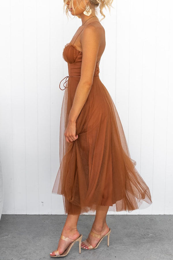 Gracefully Styled Dress for Any Occasion
