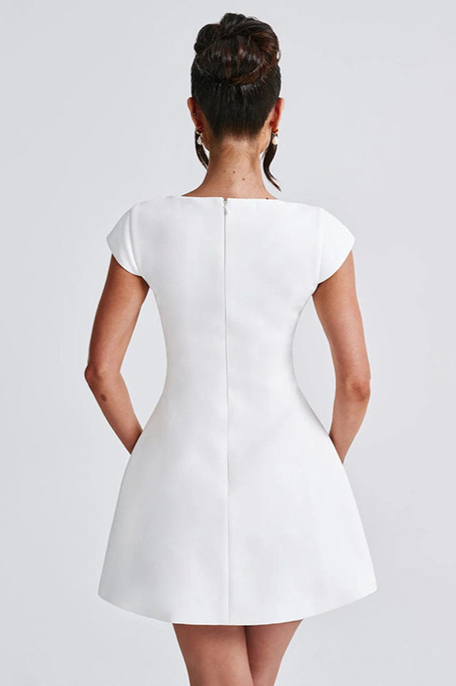 Classic Vintage & Enduringly Stylish Dress