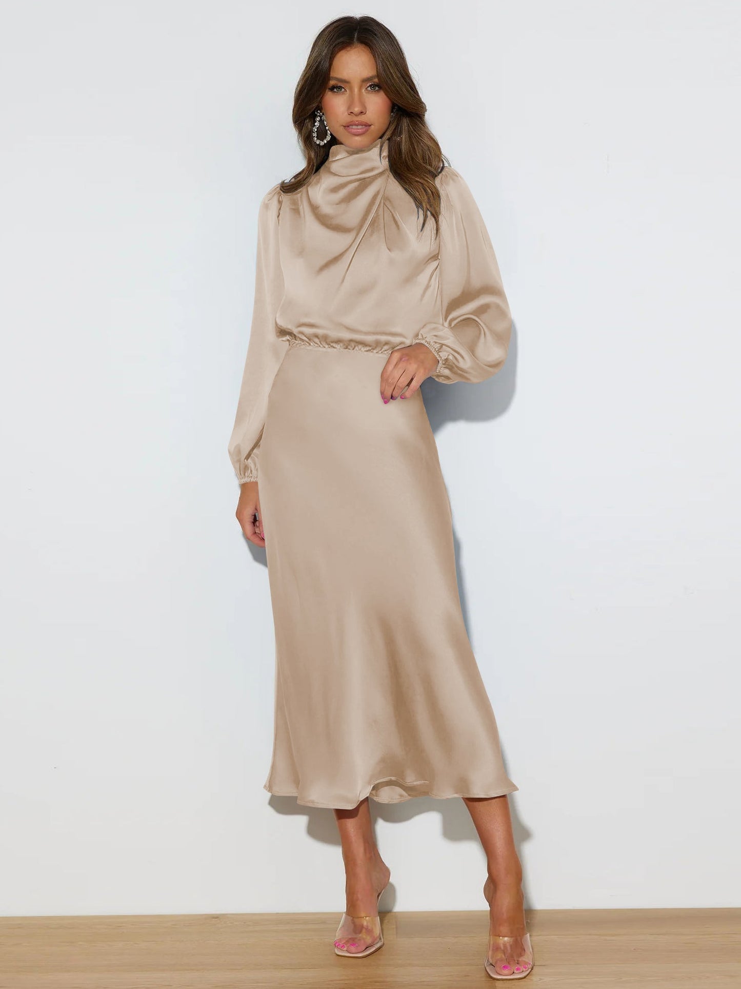 Classic Vintage Dress with a Flattering Fit