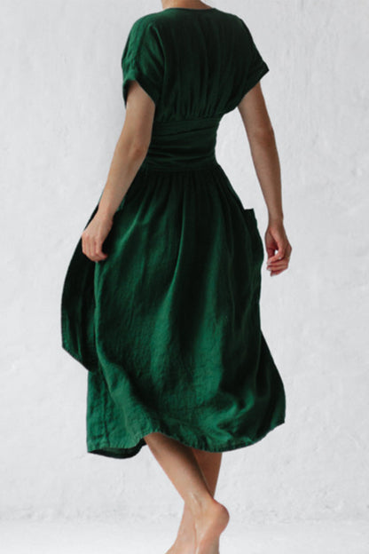 Classic Vintage & Enduringly Stylish Dress