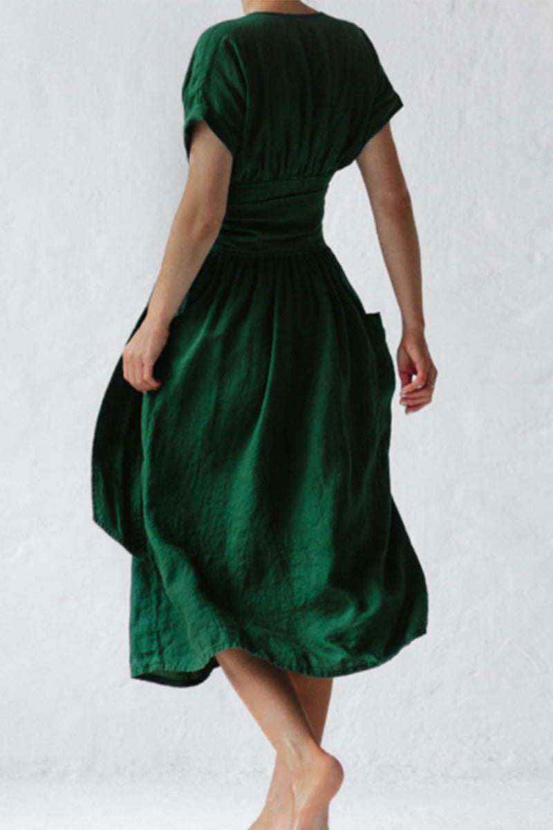 Classic Vintage & Enduringly Stylish Dress