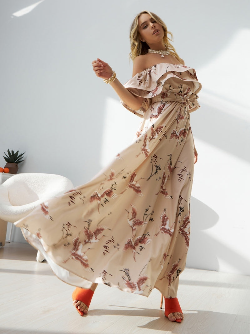 Beautifully Crafted Dress in a Classic Style