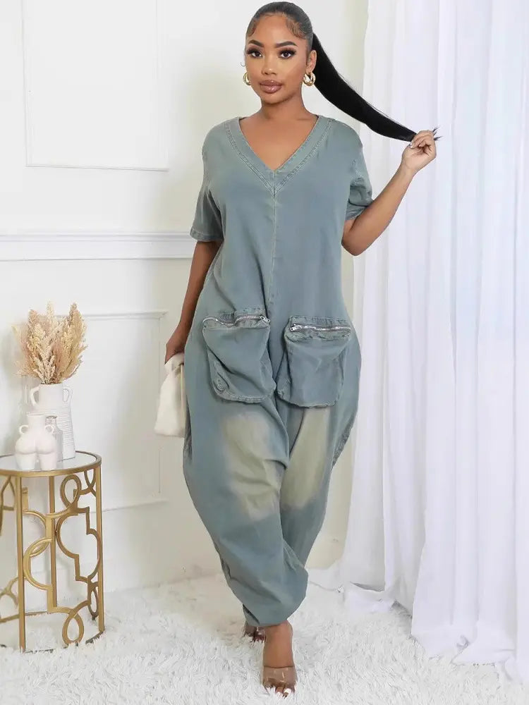 Effortlessly Elegant Garment with a Timeless Design