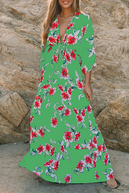 Classic Vintage Dress with a Flattering Fit