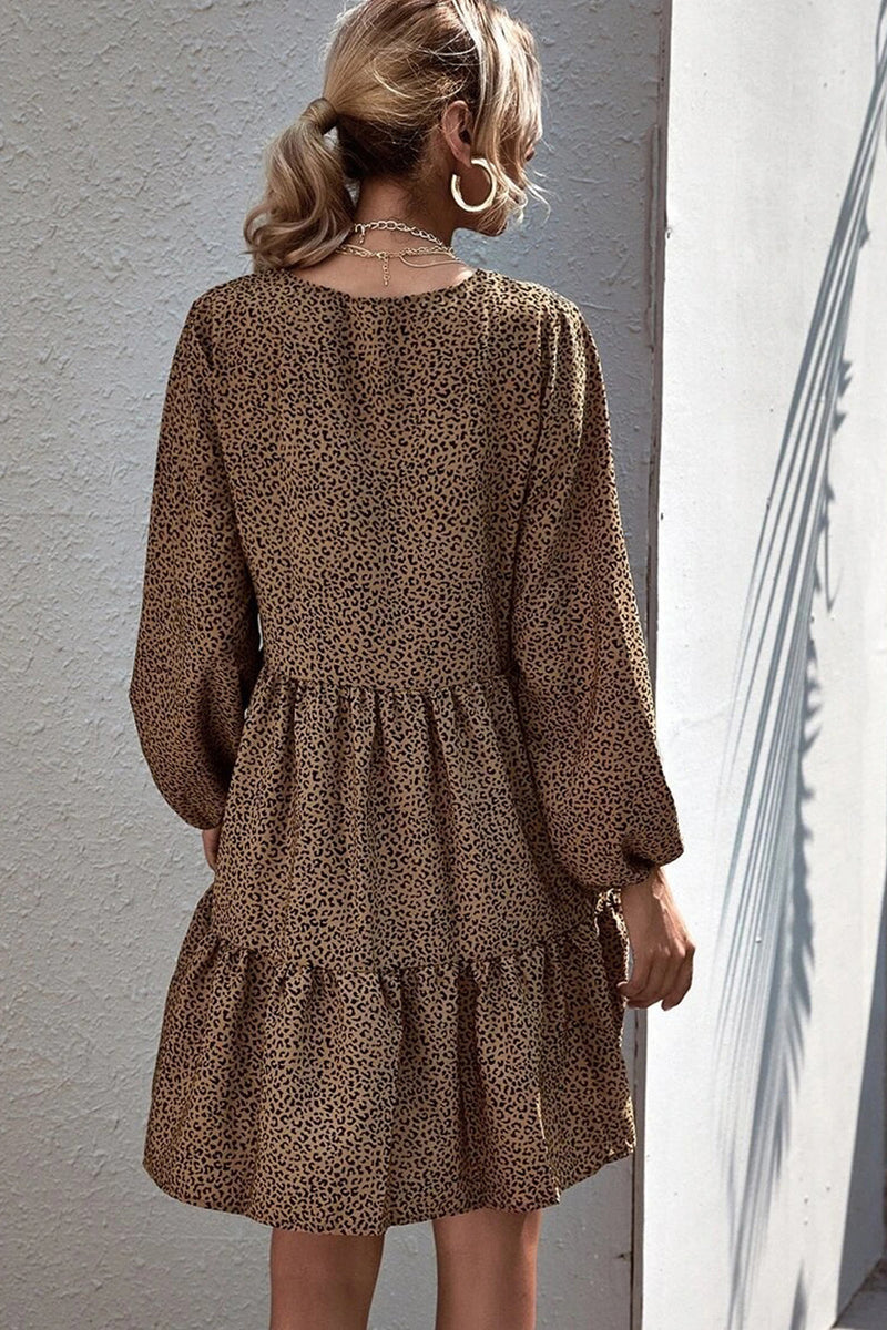 Effortlessly Elegant Dress with a Timeless Design