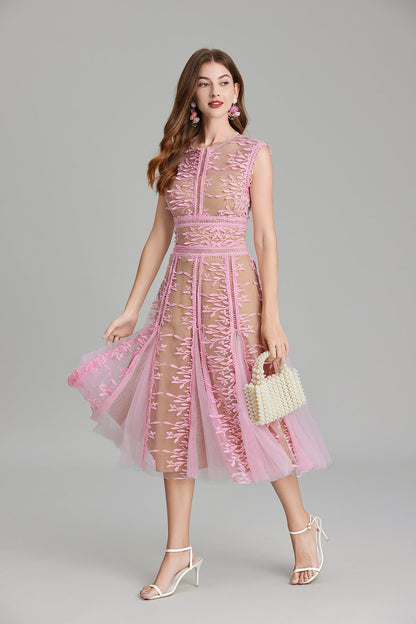 Sophisticated Dress with a Clean Classic Look