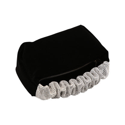 Polished Bag with an Effortless Classic Look